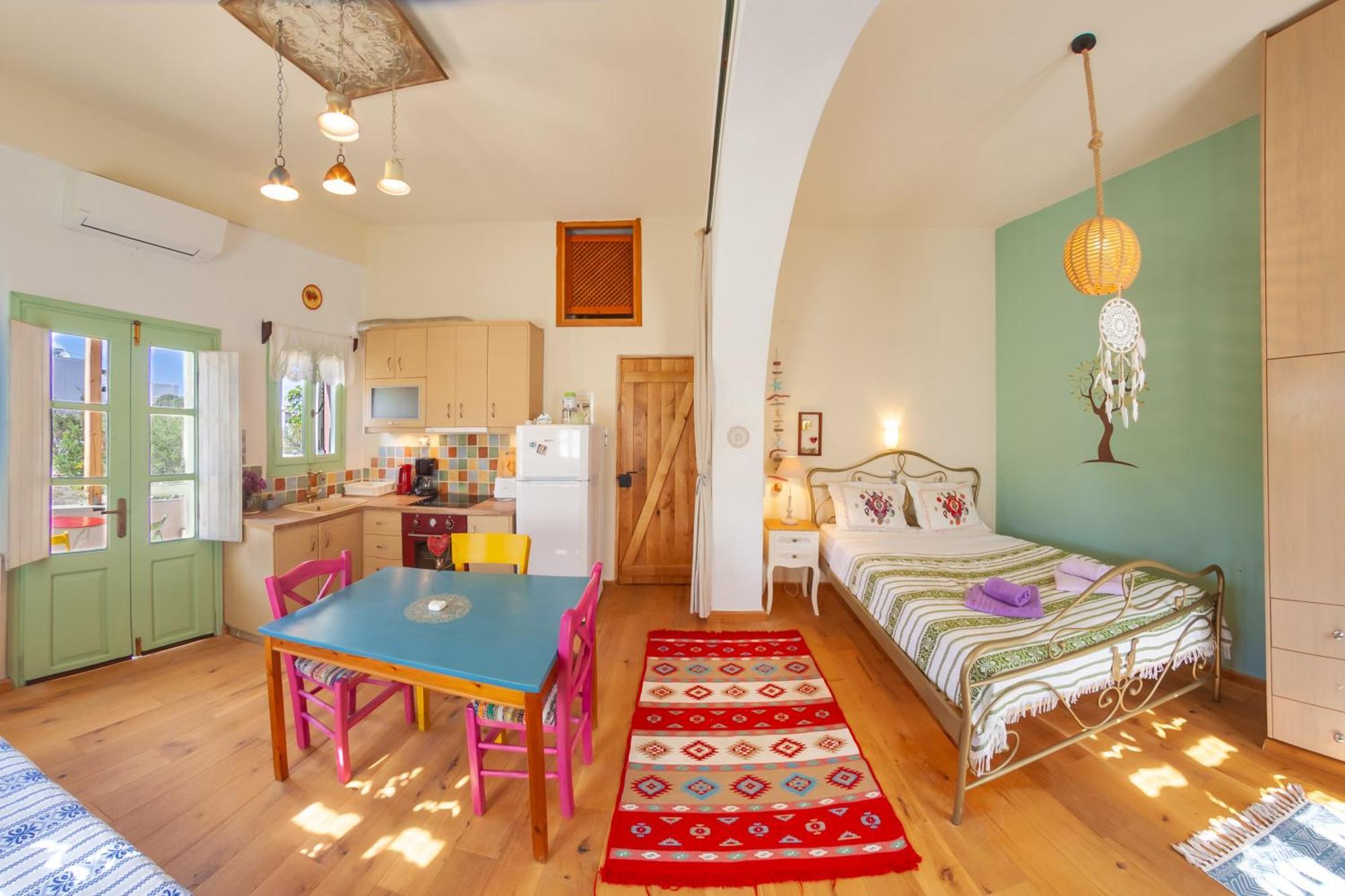 Olive Leaf Houses Фіростефані Екстер'єр фото